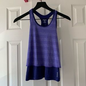Reebok sports top M 10-12 purple
